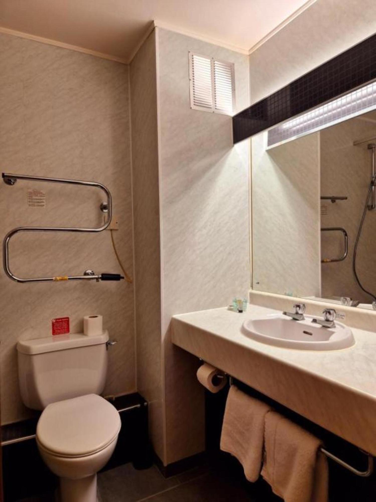 Boston Supreme Hotel Екстер'єр фото